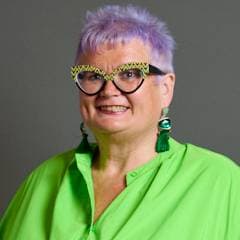 profile picture of Carolyn Harris