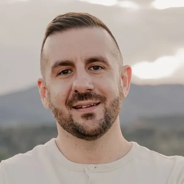 profile picture of John Padora Jr.
