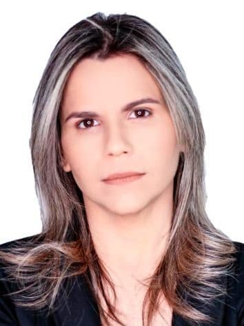 Profile picture of Clarissa Tércio